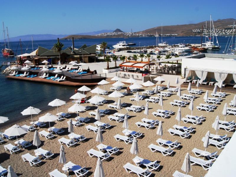 Lugga Boutique Hotel & Beach