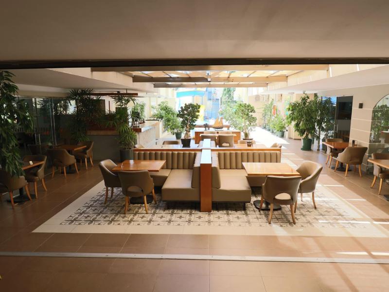 Sun City Apartments & Hotel