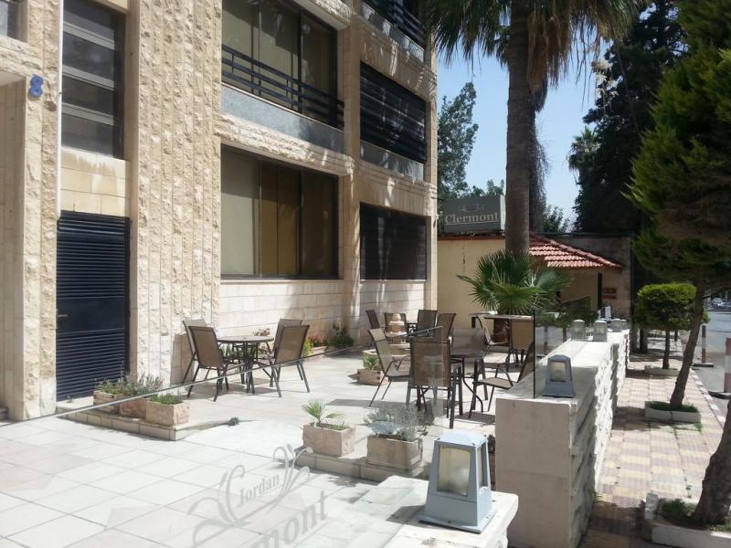 Clermont Hotel Suites