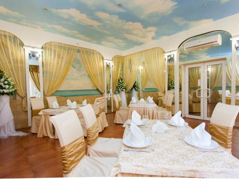 АМАКС Отель Азов