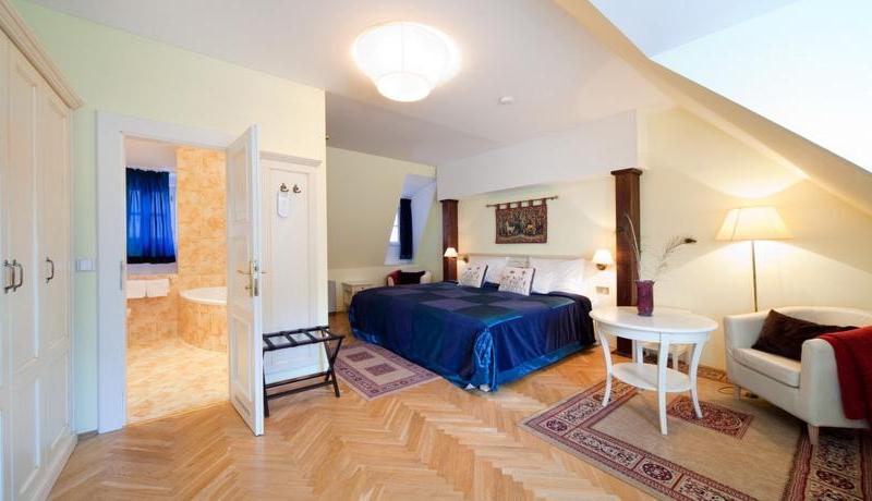 Merchant`s Yard Residence