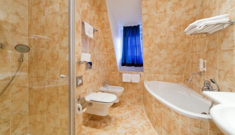 Merchant`s Yard Residence