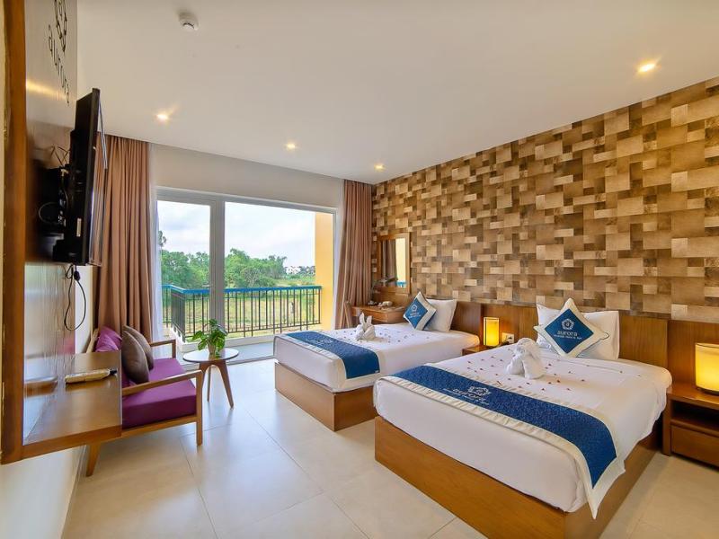 Aurora Hoi An Riverside Hotel