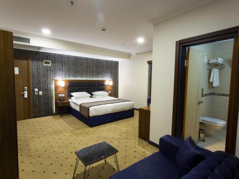 The Bostanci Hotel