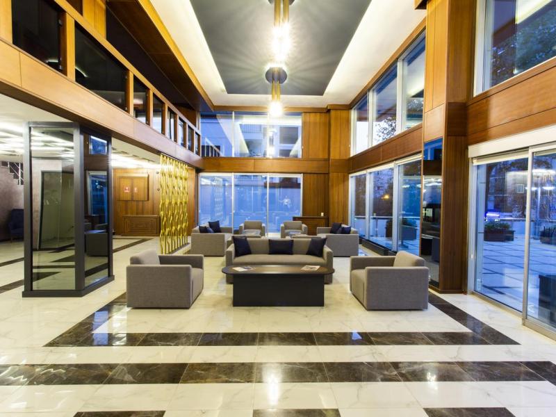 The Bostanci Hotel