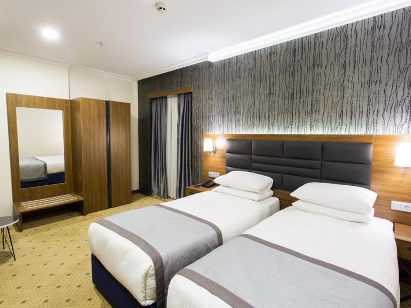 The Bostanci Hotel
