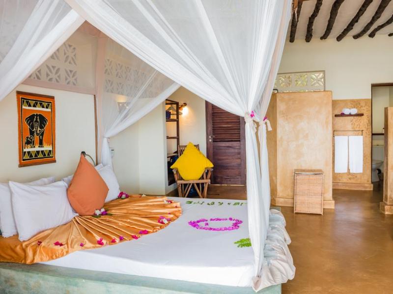 Sunshine Marine Lodge