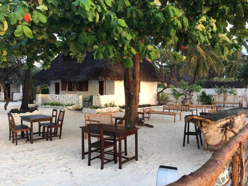 Coco Beach Hotel