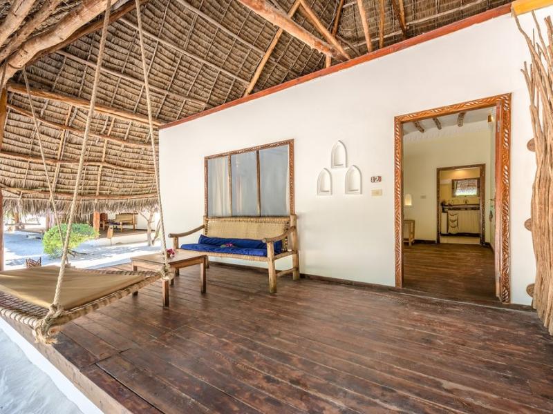 Hakuna Majiwe Beach Lodge