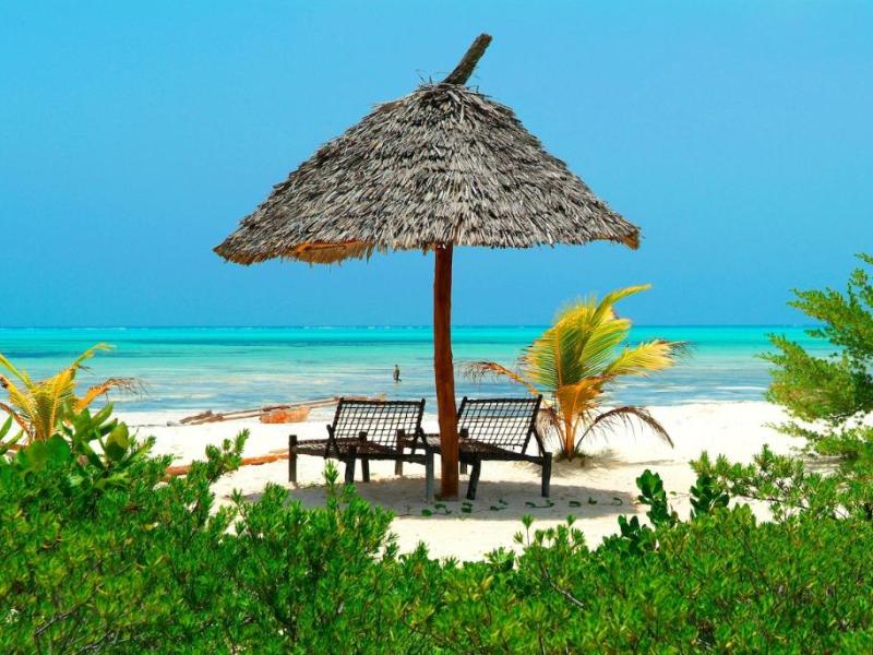Hakuna Majiwe Beach Lodge