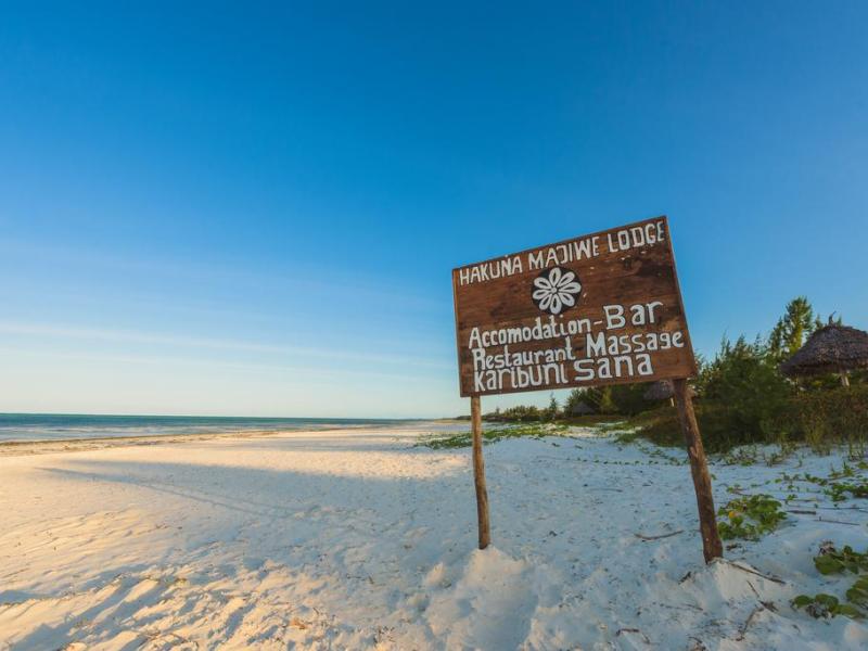 Hakuna Majiwe Beach Lodge