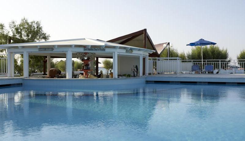 Kouros Bay Hotel