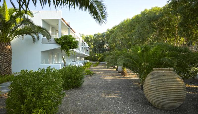 Kouros Bay Hotel