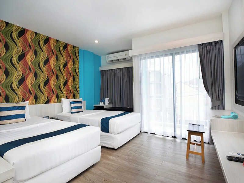 iCheck inn Chill Patong