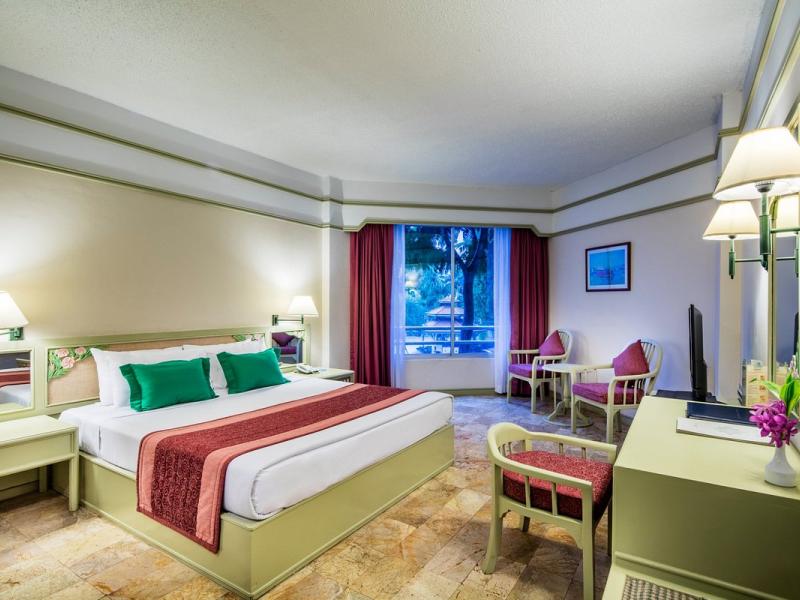 Cholchan Pattaya Resort