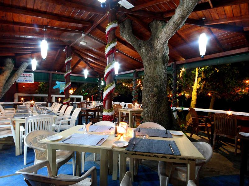 Full Moon Beach Resort