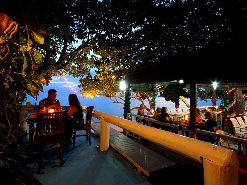 Full Moon Beach Resort