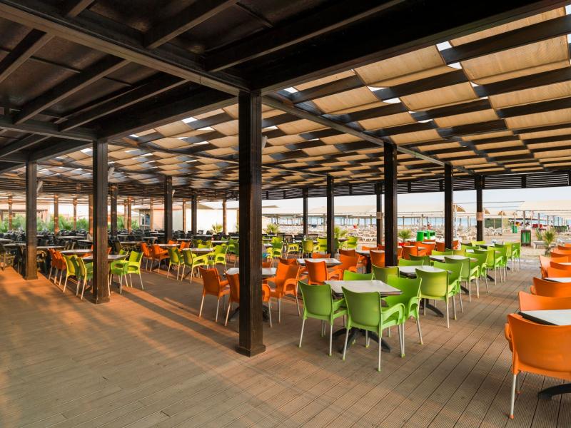 PrimaSol Hane Family Resort