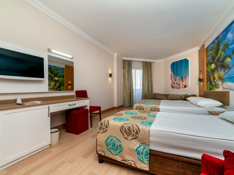 PrimaSol Hane Family Resort