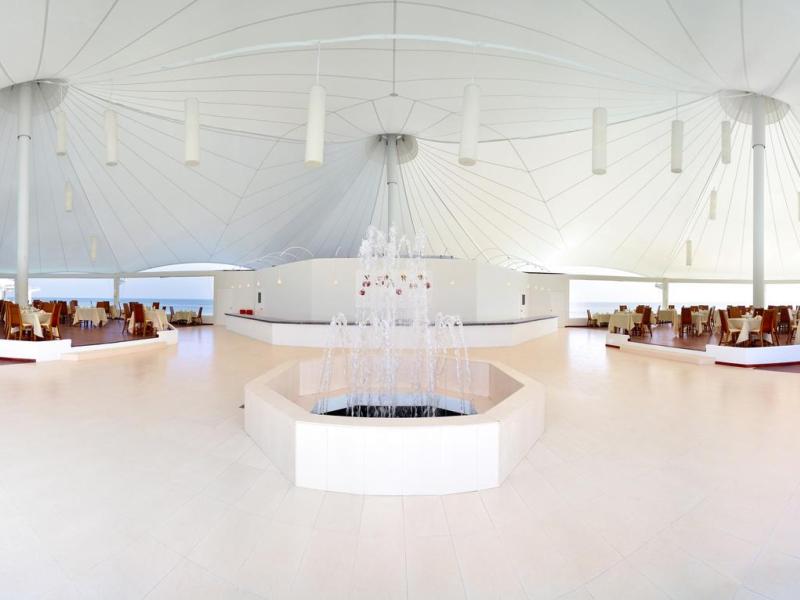 Safari Island Resort & Spa