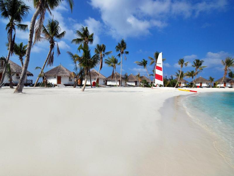 Safari Island Resort & Spa