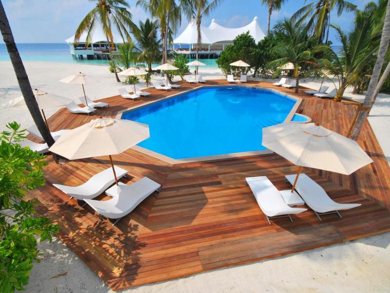 Safari Island Resort & Spa