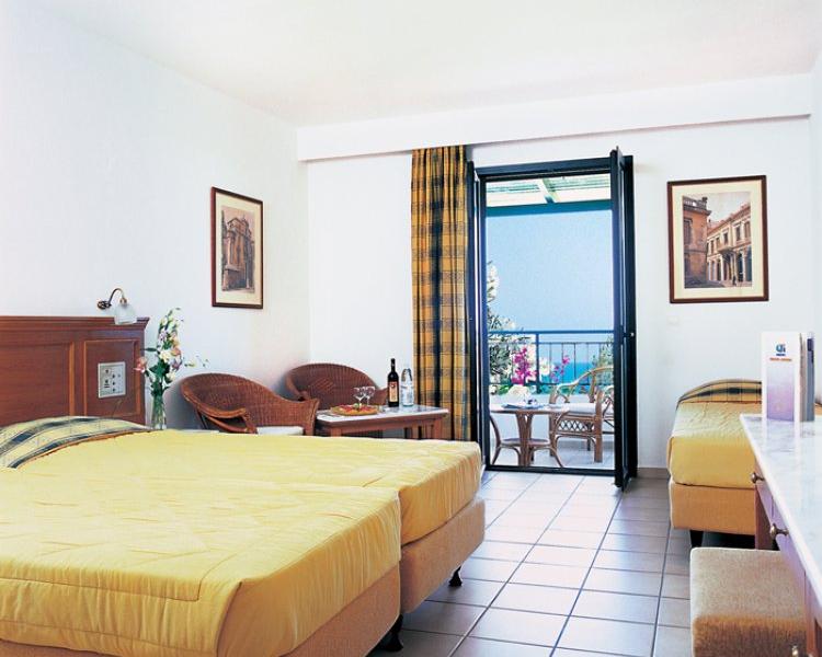 Chrissi Amoudia Hotel