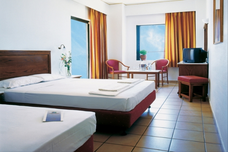 Chrissi Amoudia Hotel