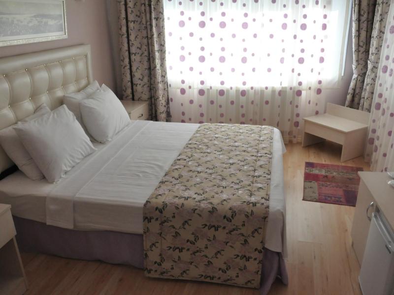 Huxley Hotel Old City