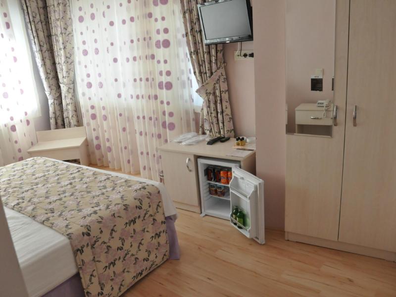 Huxley Hotel Old City