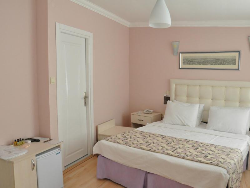 Huxley Hotel Old City