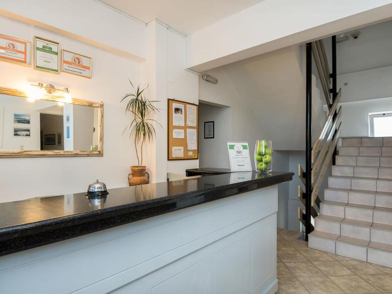 Diamond Apartments and Suites