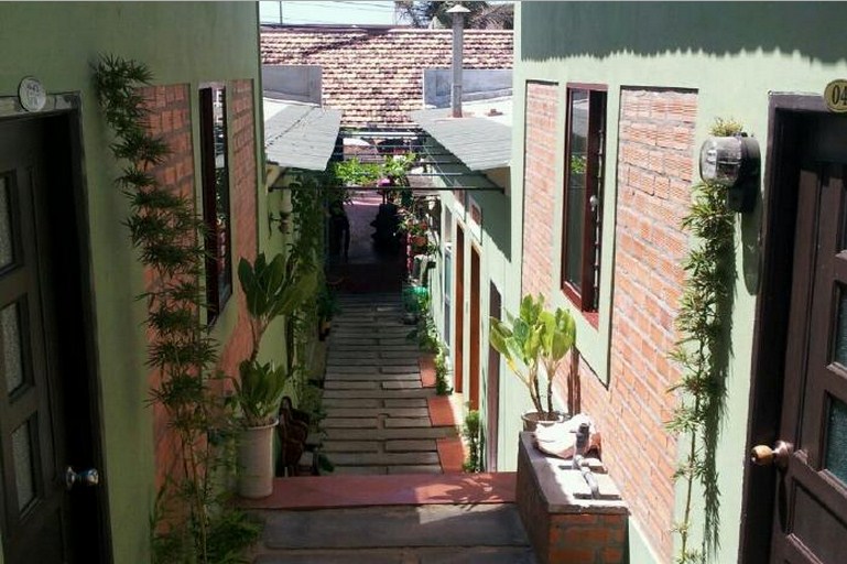 Hoang Vu Hotel & Restaurant