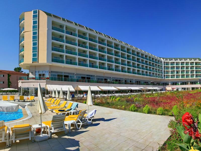 Hedef Beach Resort & Spa