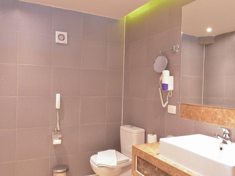 Jasmine Palace Resort & Spa