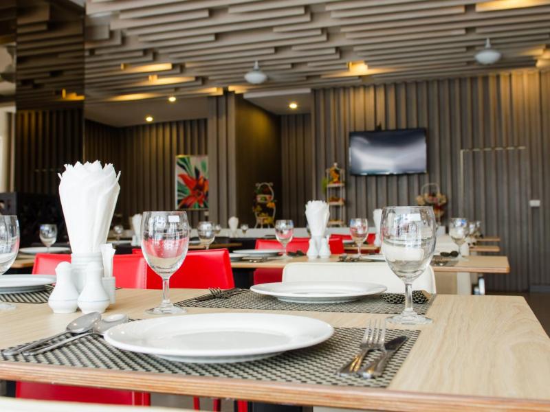 Mirage Patong Phuket Hotel