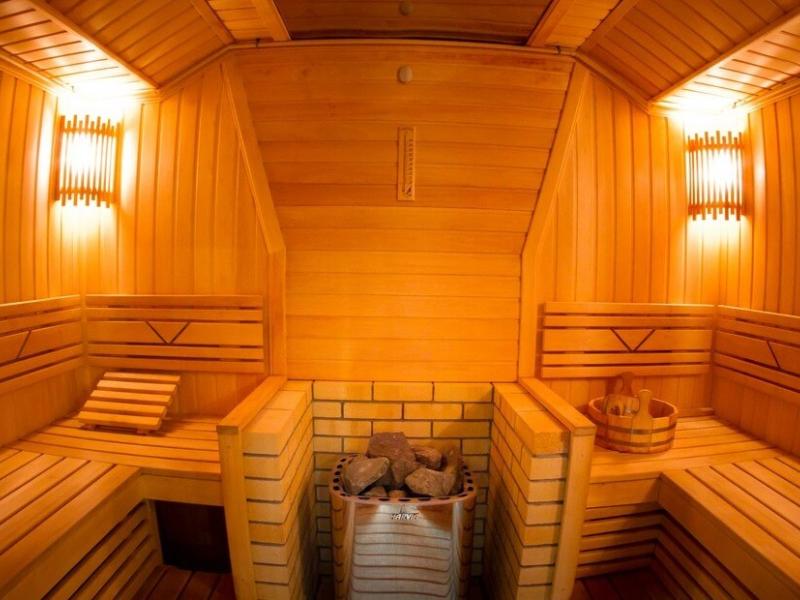 Crona Medical & Spa Hotel