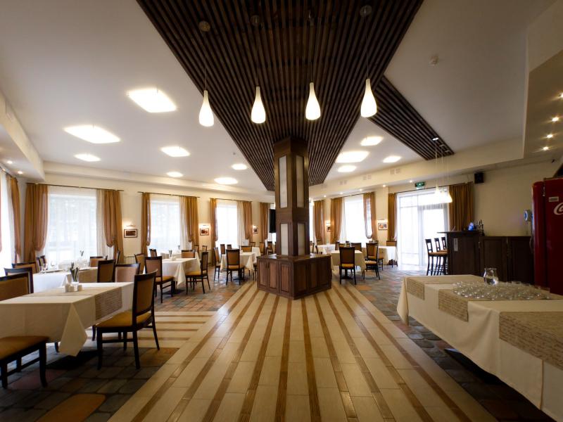 Crona Medical & Spa Hotel