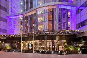 Отель DoubleTree by Hilton Hotel & Residences Dubai – Al Barsha ОАЭ, Аль Барша, фото 1