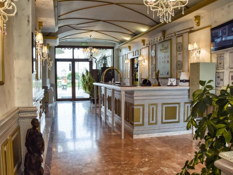 Long Beach Hotel & Spa