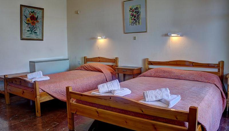 Hotel Benitses Arches