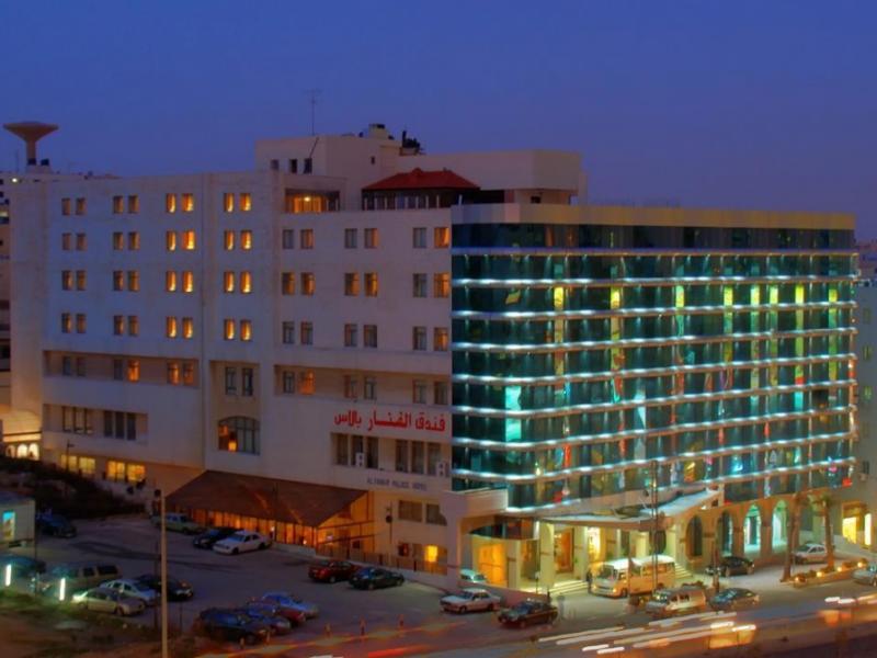 Al Fanar Palace Hotel