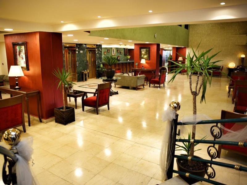 Al Fanar Palace Hotel