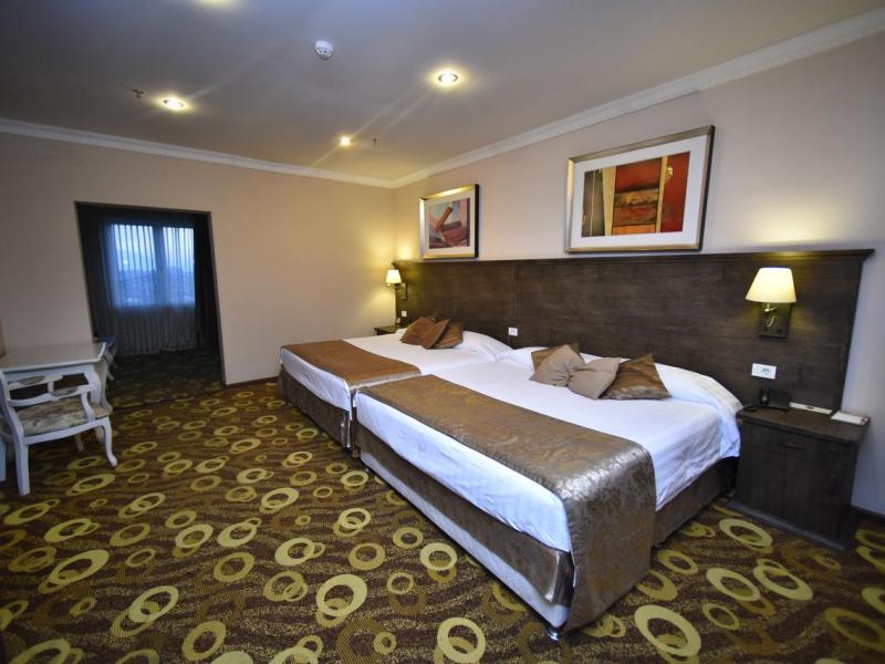 Imperial Palace Hotel