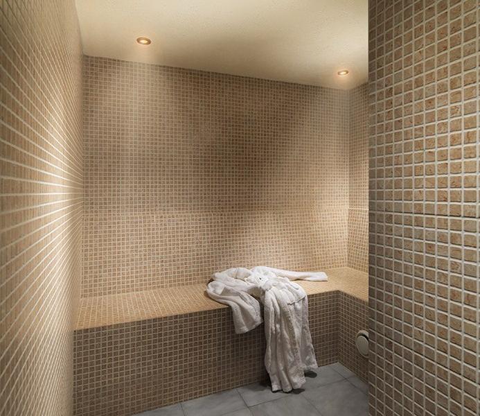 H10 Sentido White Suites