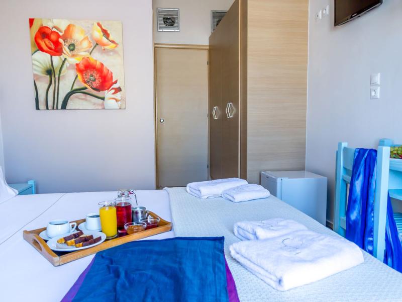 Zorbas Hotel Santorini