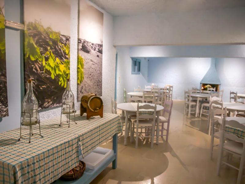 Zorbas Hotel Santorini