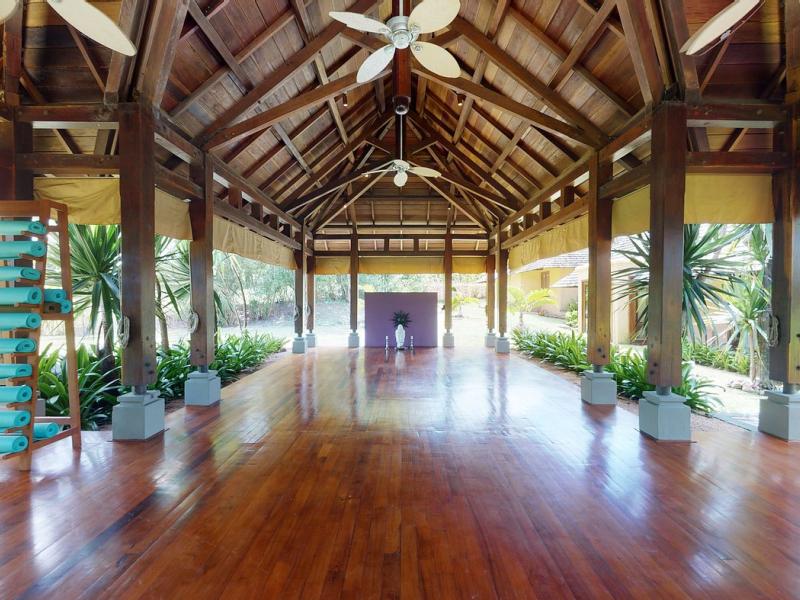Shanti Maurice Resort & Spa