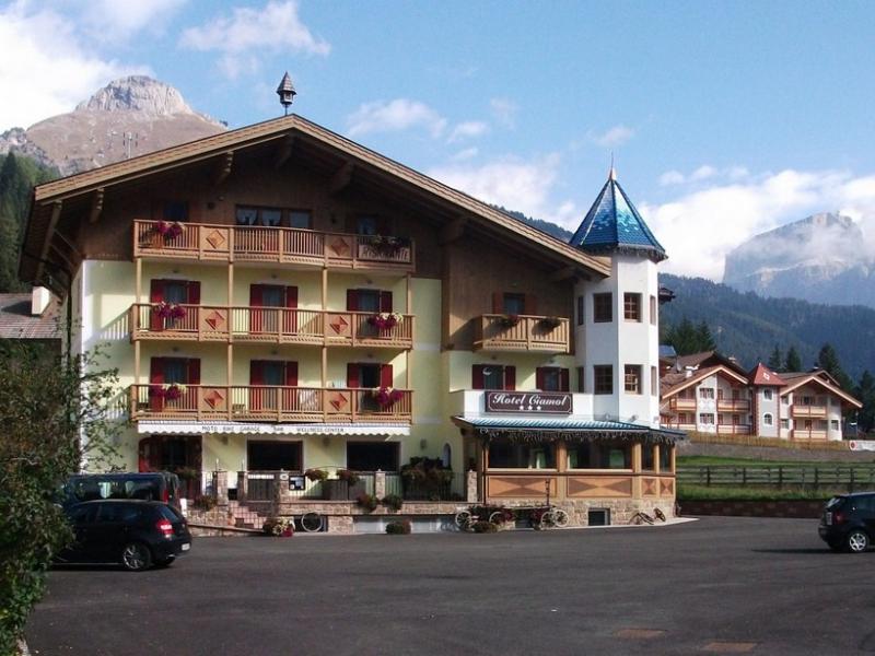 Ciamol Hotel Fontanazzo di Fassa