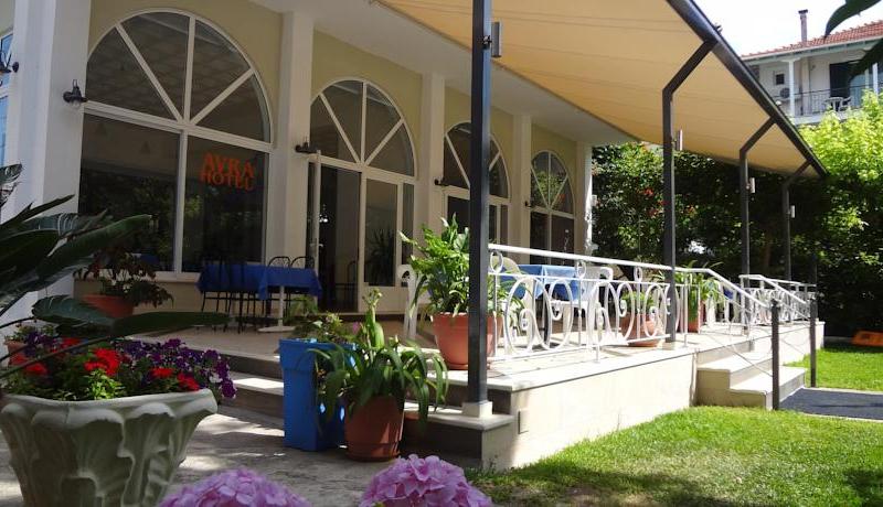 Avra Beach Hotel